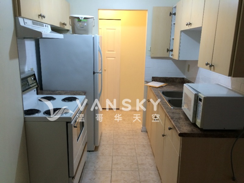 260405203713_IMG_ kitchen.JPG